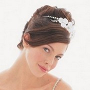 модные прически на свадьбу - тенденции 2011 модные прически на свадьбу - тенденции 2011